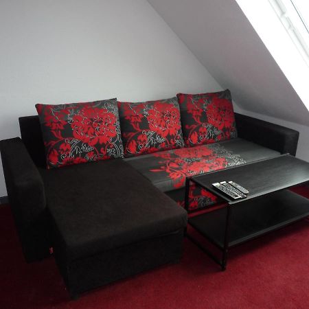 Ferienwohnung In Duesseldorf Hassel Esterno foto